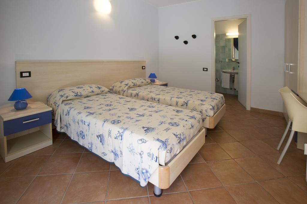 Hotel Vila Bahia Numana Oda fotoğraf