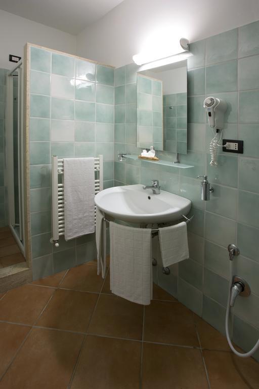 Hotel Vila Bahia Numana Oda fotoğraf